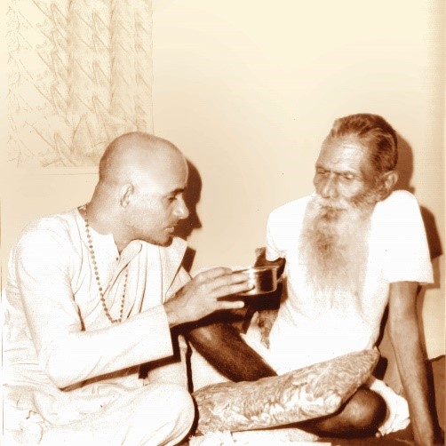 GL_Poojya_Swamiji-with_Baba